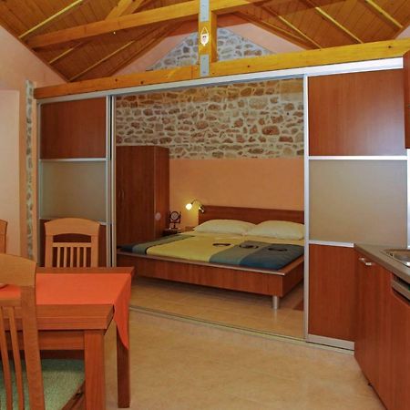 Apartment Menego A2 Bol-Center, Croatia Exteriör bild